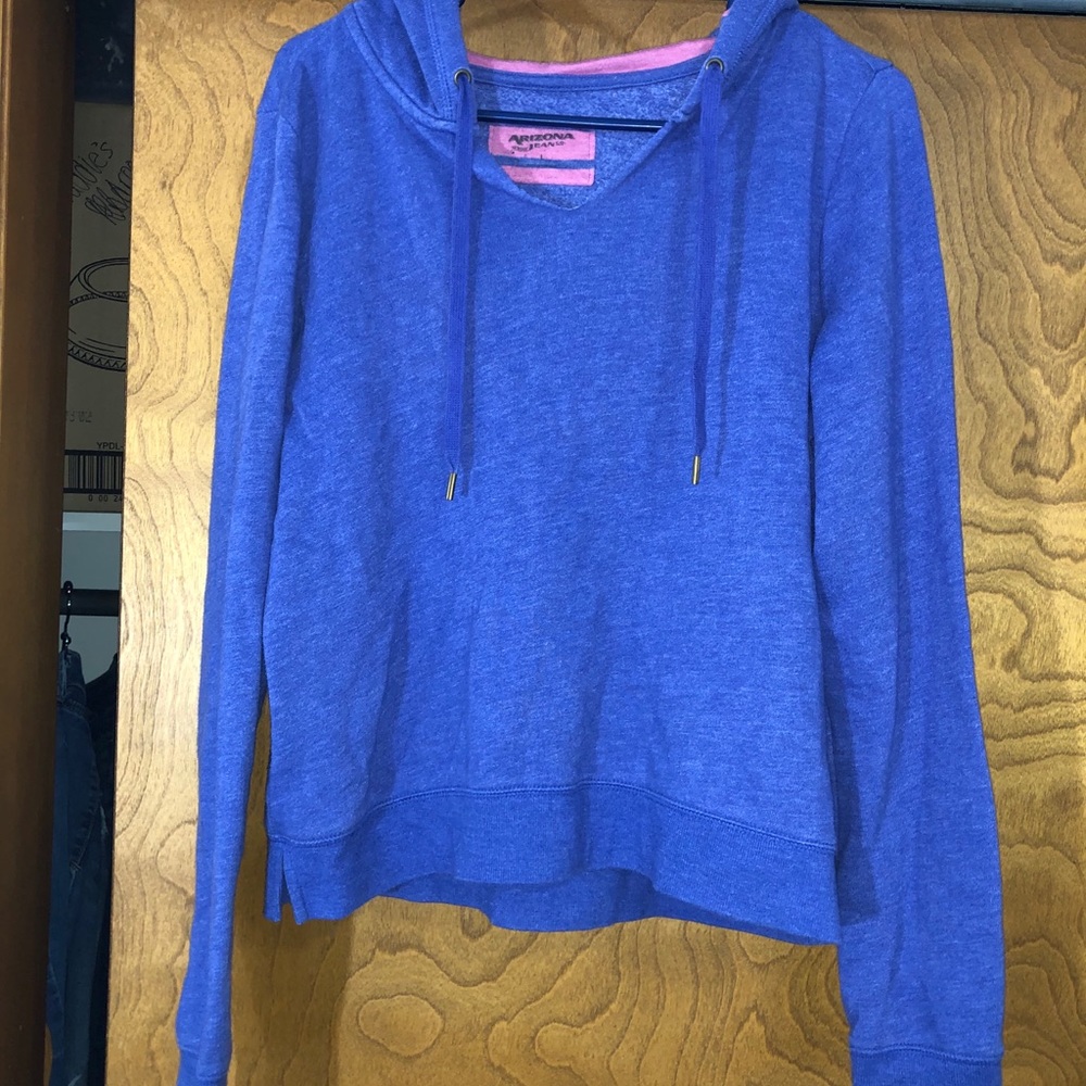 purple sweatshirt
